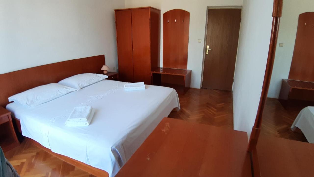 Apartmani Zdrelac Exterior photo